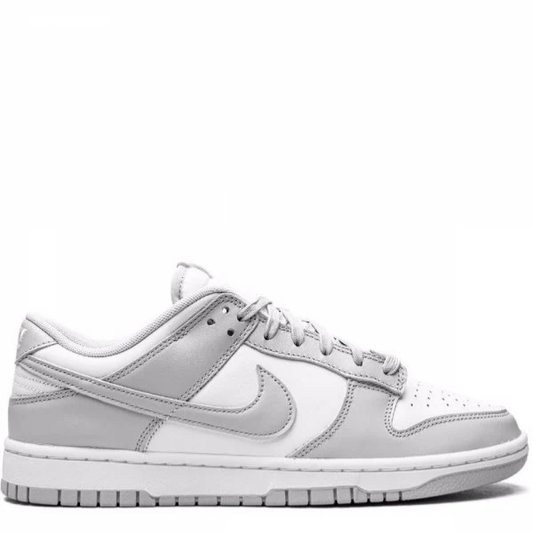 Nike Dunk Low sneakers